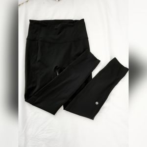 Lululemon yoga pants